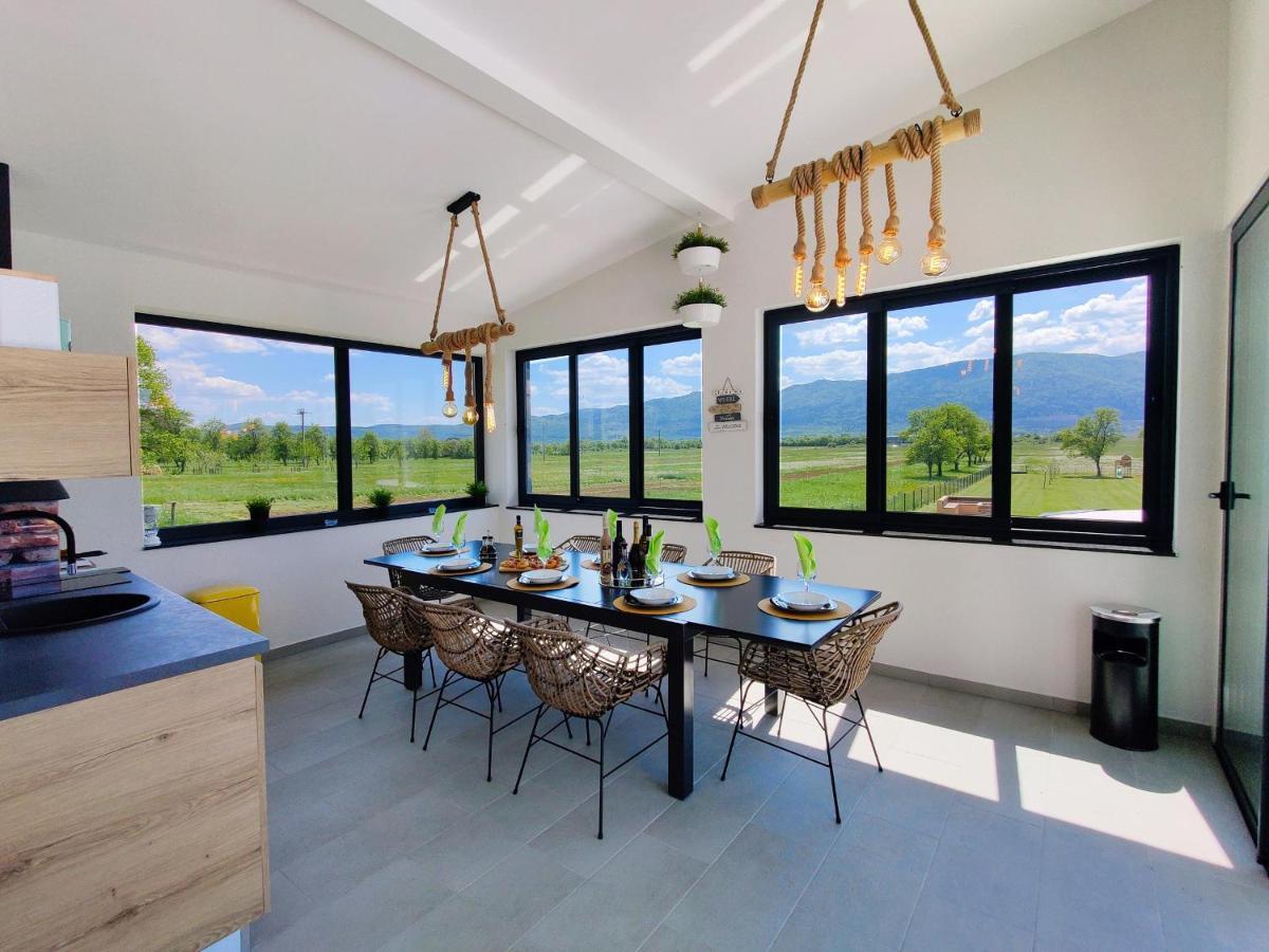 Villa Biser Gacke Sinac Dış mekan fotoğraf