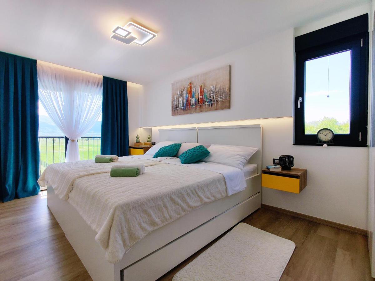 Villa Biser Gacke Sinac Dış mekan fotoğraf