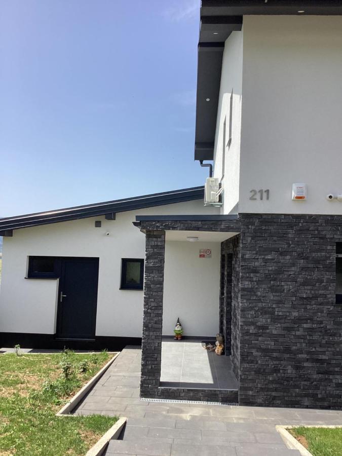 Villa Biser Gacke Sinac Dış mekan fotoğraf