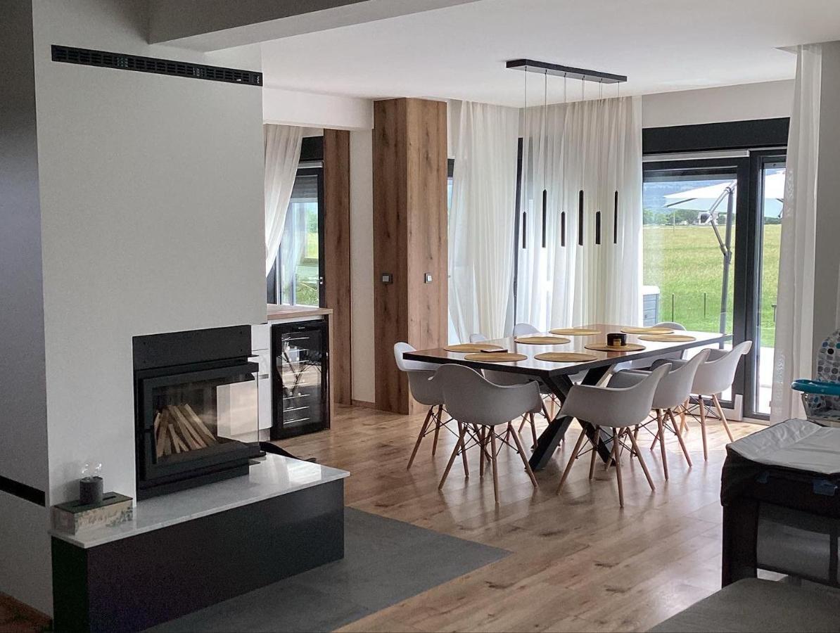 Villa Biser Gacke Sinac Dış mekan fotoğraf