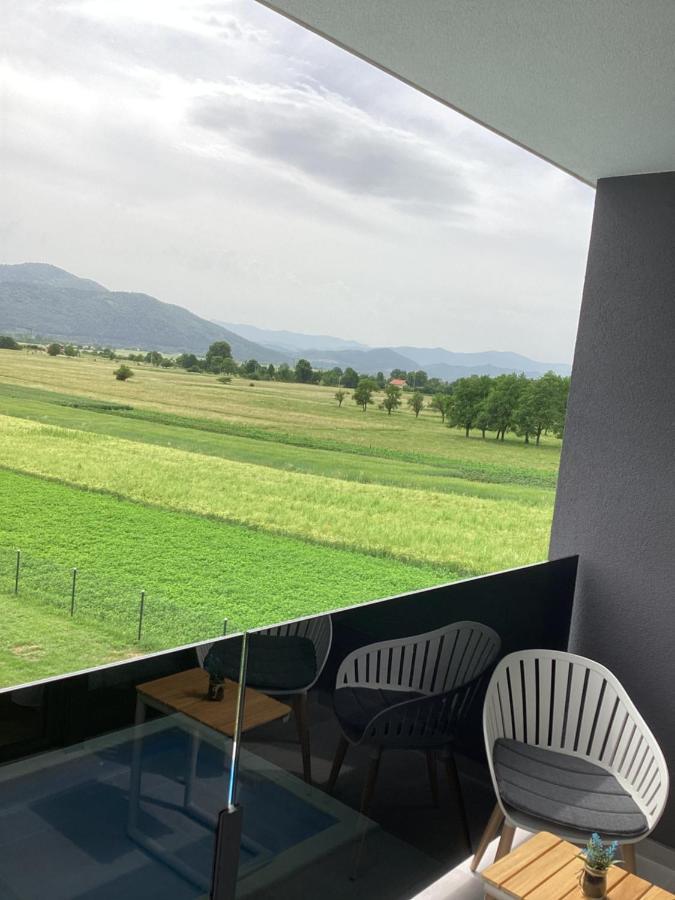 Villa Biser Gacke Sinac Dış mekan fotoğraf