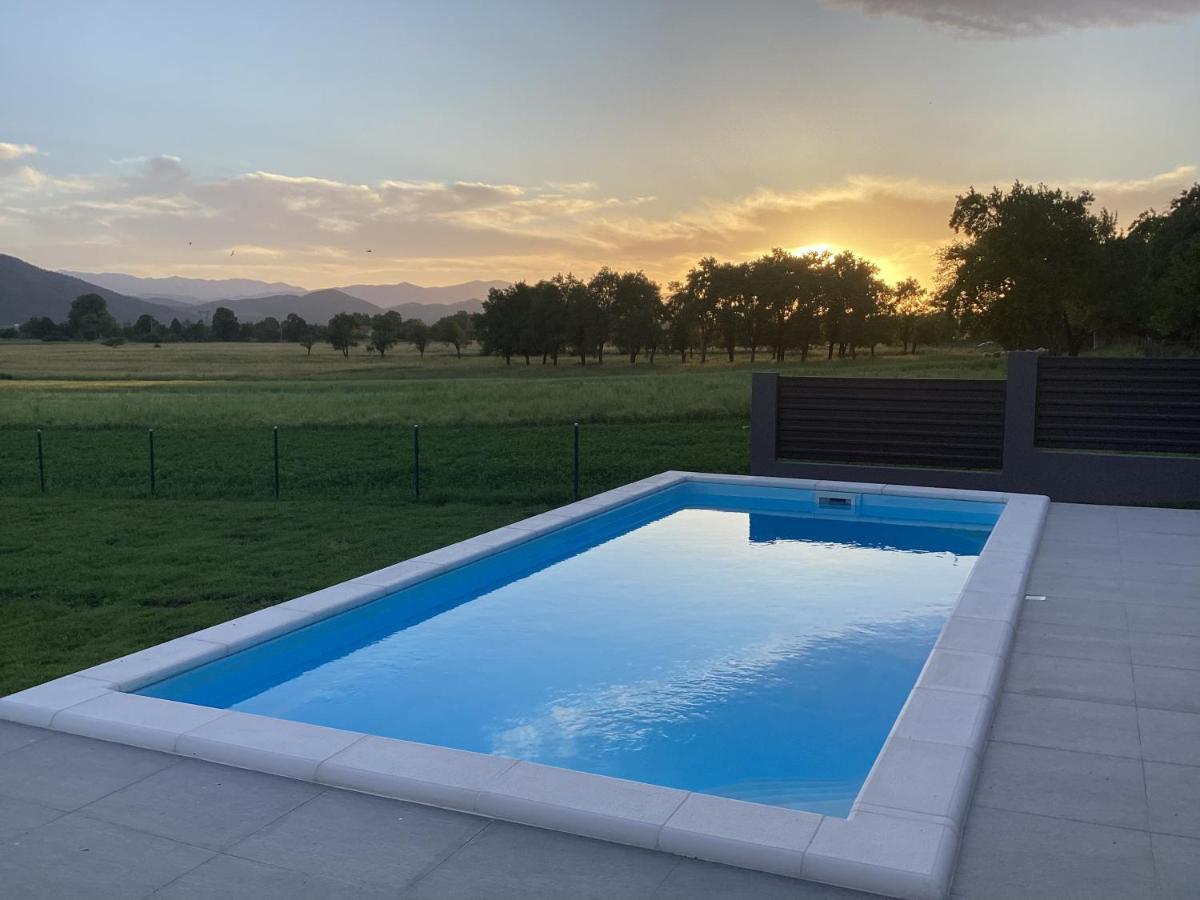 Villa Biser Gacke Sinac Dış mekan fotoğraf