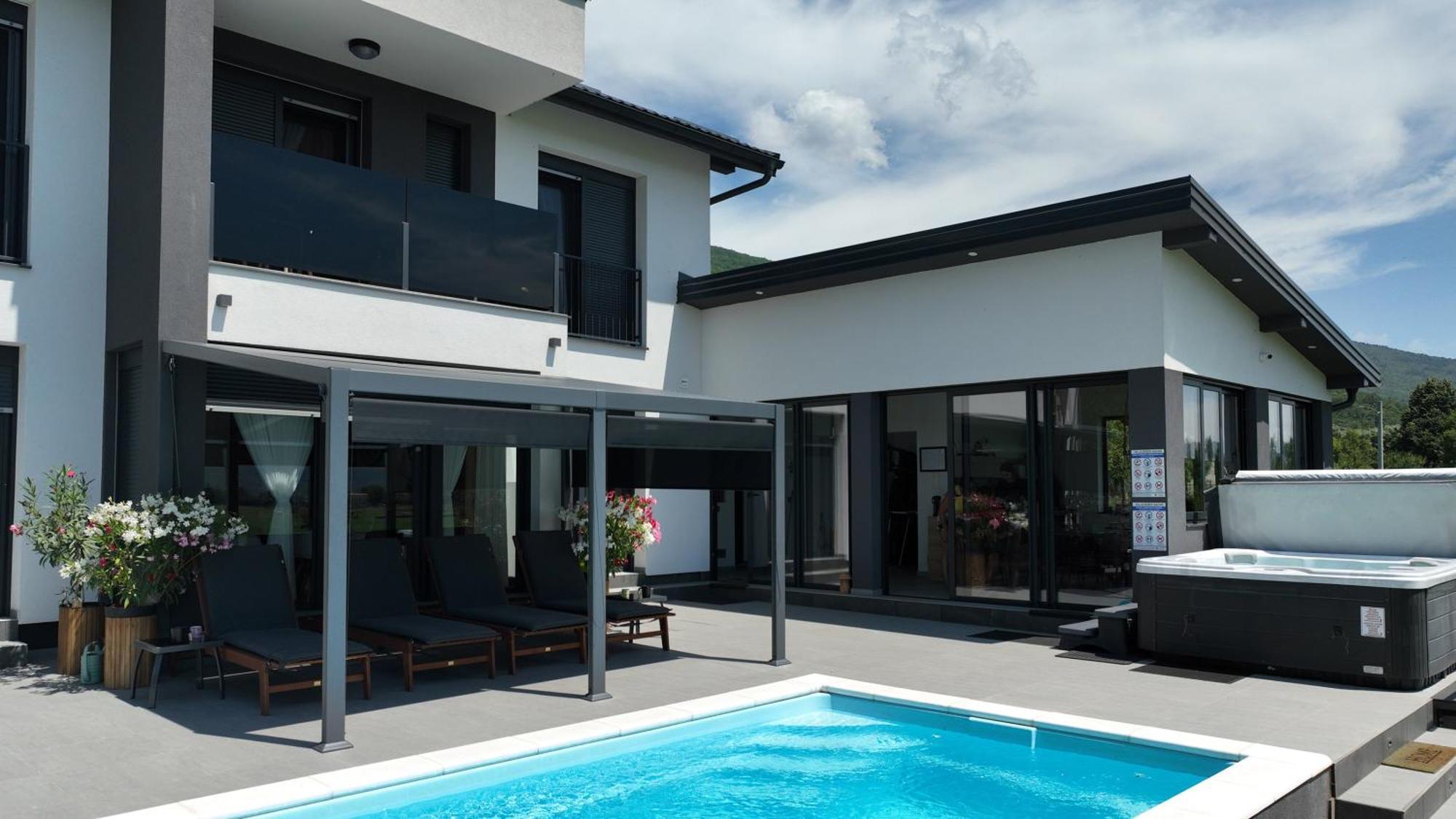 Villa Biser Gacke Sinac Dış mekan fotoğraf